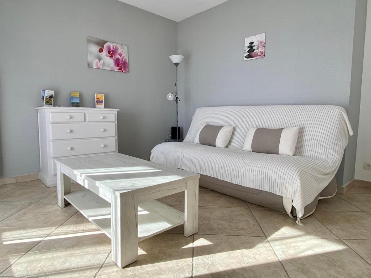 Les Locations Cinaureva "Les Iles D'Or" Apartment La Londe-les-Maures Bagian luar foto